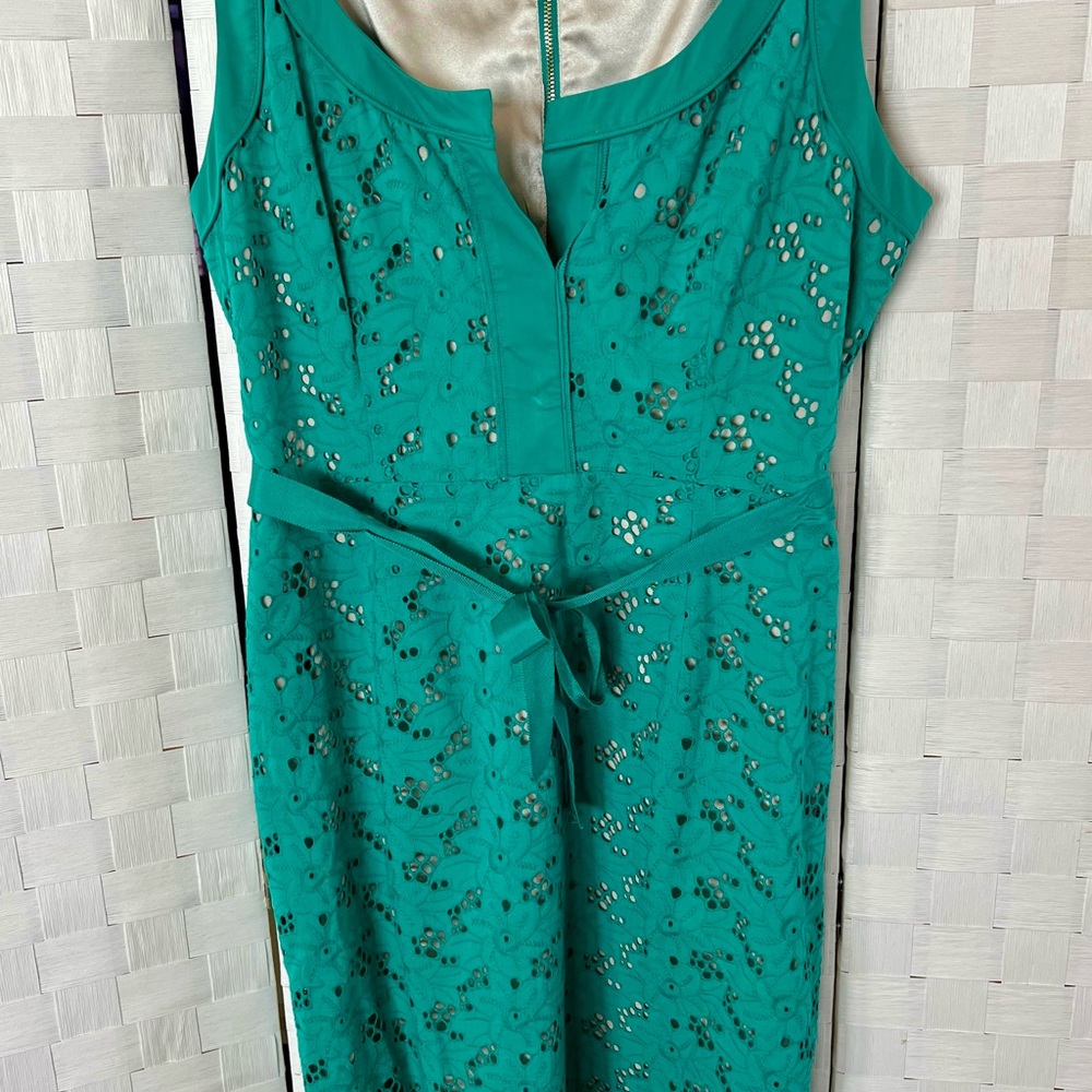 T Tahari Green Eyelet Midi Dress